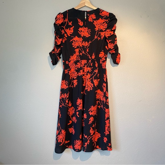 Who What Wear Floral Print Smocked Waist Dress. Size S - Picture 6 of 16